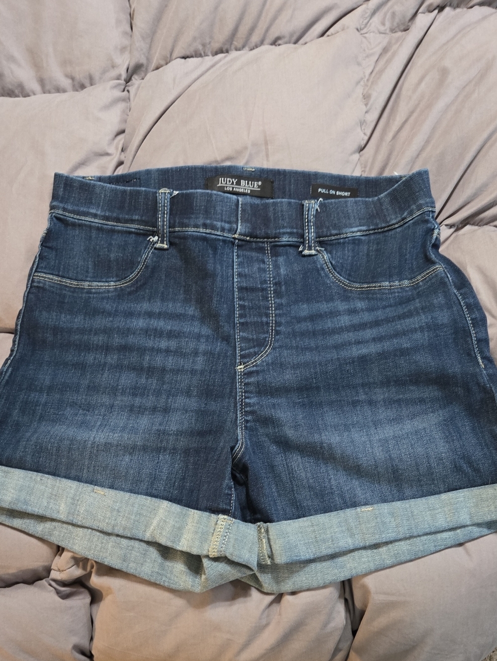 Judy Blue Blue Denim Cuffed Shorts, Sz Large